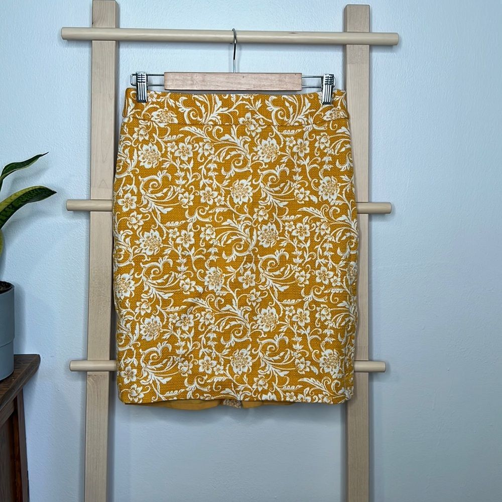 LOFT Mustard Gold Pencil Skirt, Floral, SIZE 6
